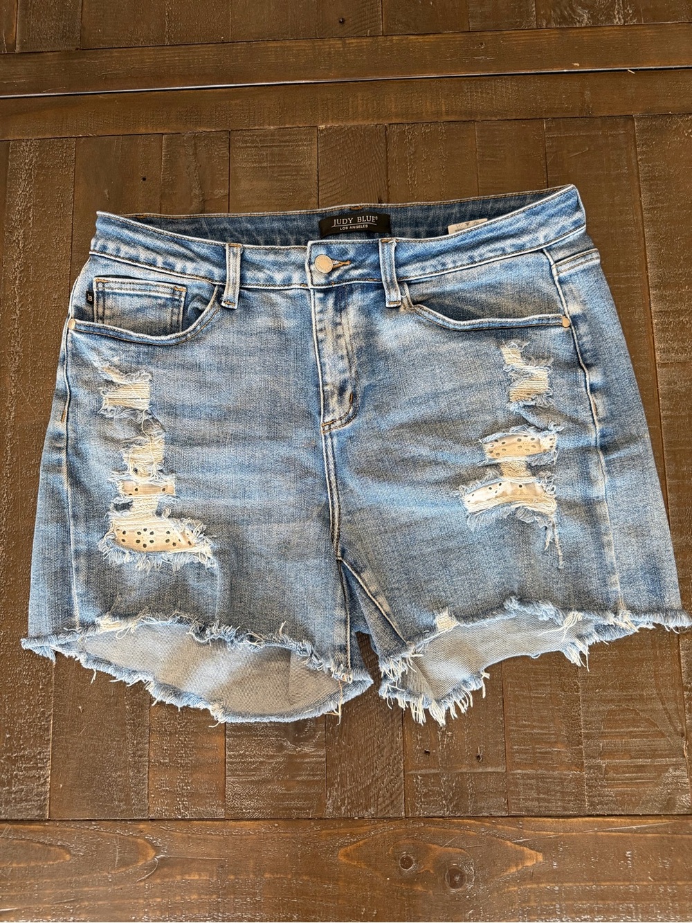 Judy Blue Distressed Shorts w/ Eyelet Lace Accents‎ 1XL
